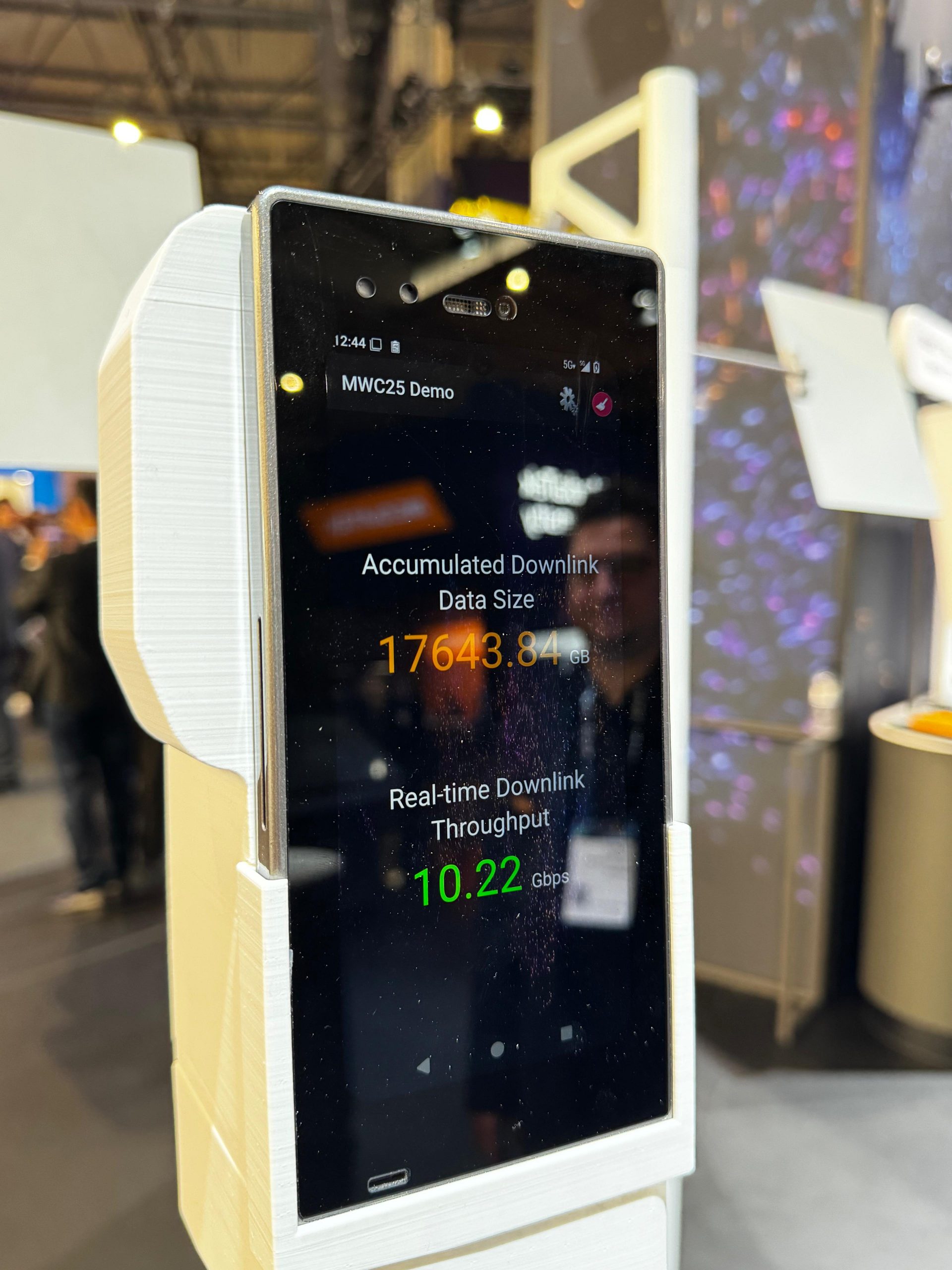 Terminale demo del MediaTek M90 al MWC 2025: 10,22 Gbps in tempo reale